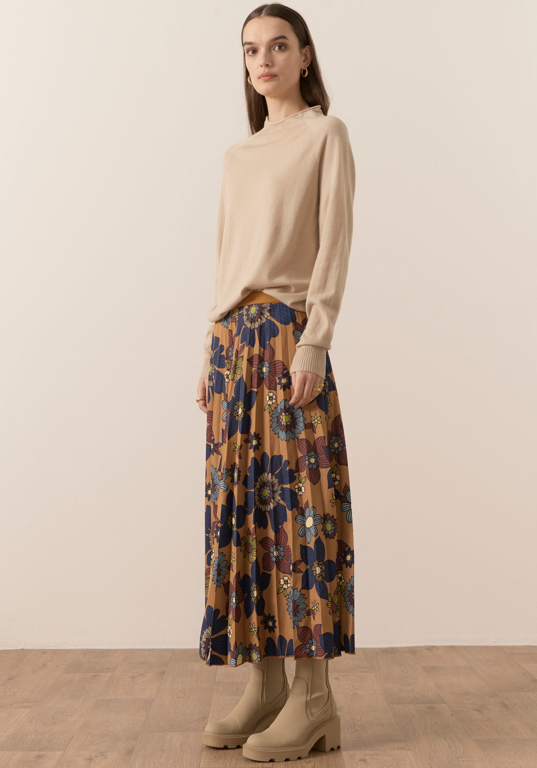 Tess Sunray Pleat Skirt