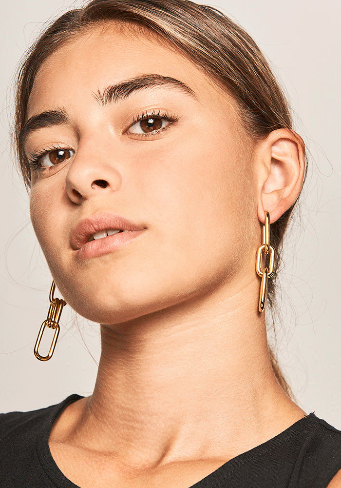 Muze Gold Earrings